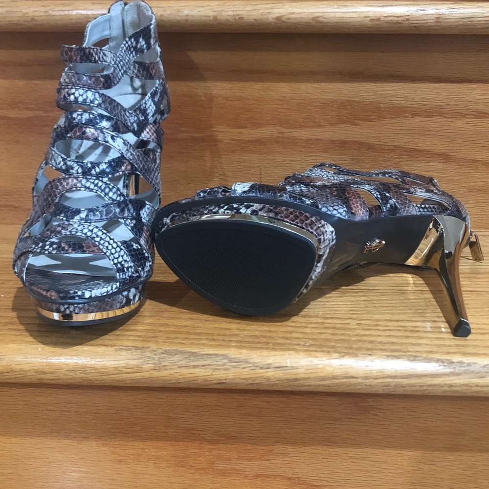 Jennifer Lopez Vivinsnake high Heels